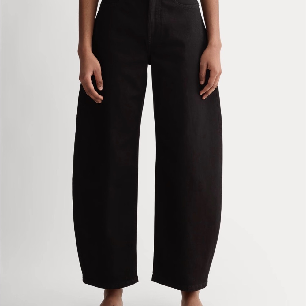 Everlane Way High Curve Jean in Black